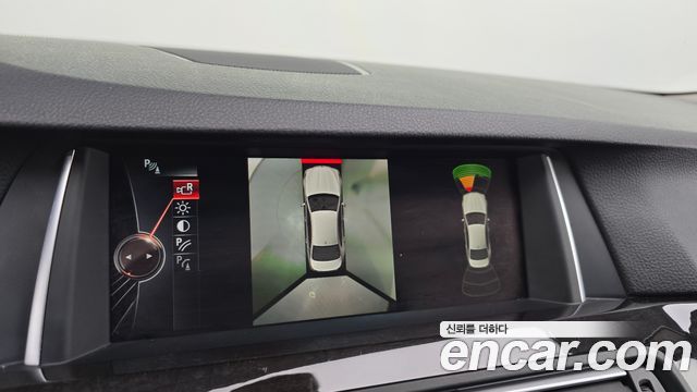 BMW 5-Series 2015 — photo 14