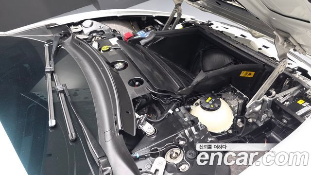 BMW i8 2016 — photo 6
