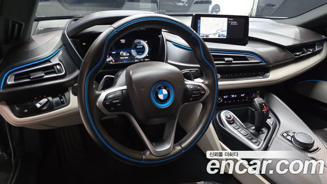 BMW i8 2016 — photo 12