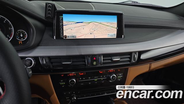 BMW X6 2016 — photo 12