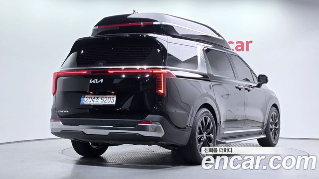 Kia Canival 2025 — photo 2