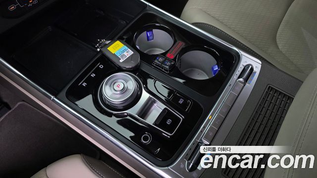 Kia Canival 2025 — photo 12