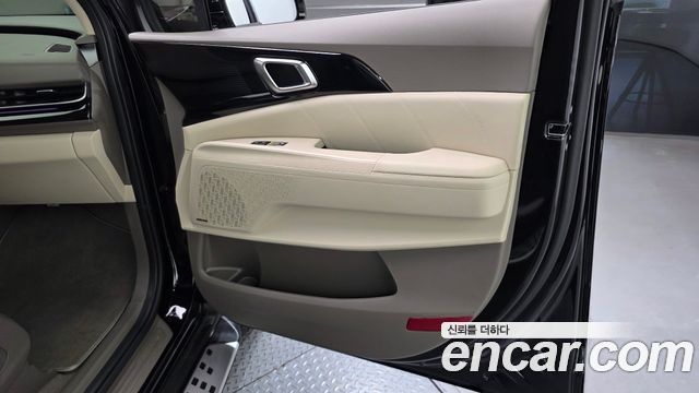 Kia Canival 2025 — photo 14