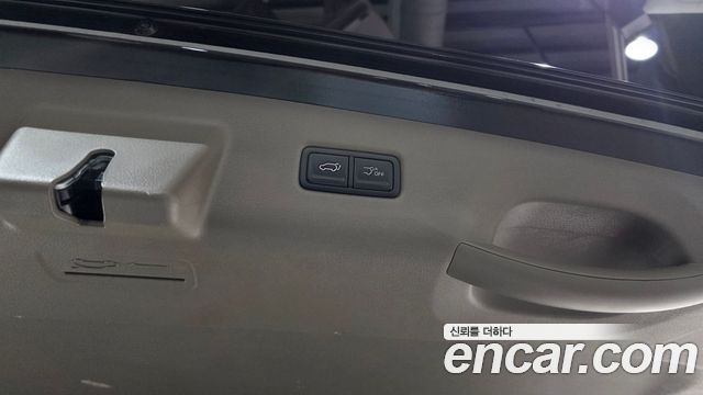 Kia Canival 2025 — photo 35