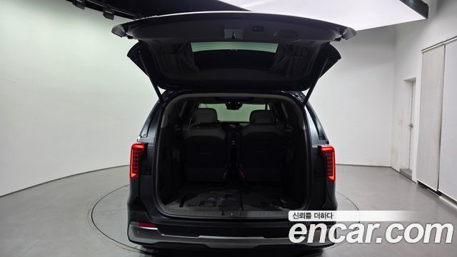 Kia Canival 2025 — photo 36
