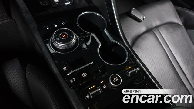 Kia K5 2023 — photo 12
