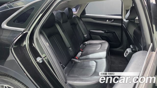 Kia K5 2023 — photo 17