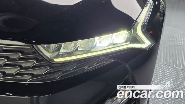 Kia K5 2023 — photo 8