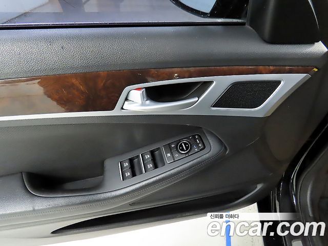 Hyundai Genesis 2015 — photo 15