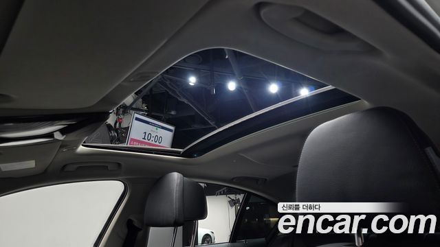 BMW 5-Series 2021 — photo 23
