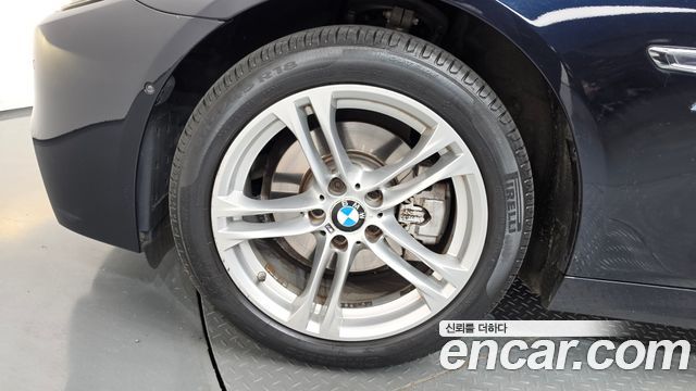 BMW 5-Series 2016 — photo 5
