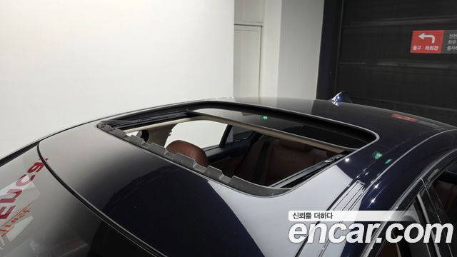 BMW 5-Series 2016 — photo 20