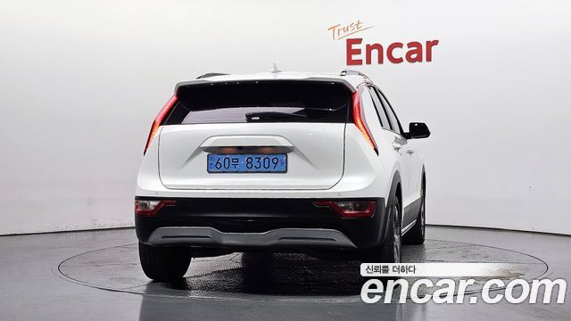 Kia Niro 2023 — photo 4