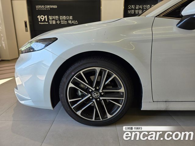 Toyota Camry 2026 — photo 5