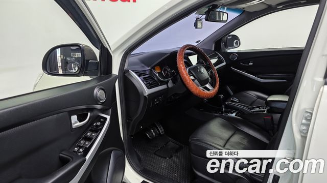 KG Mobility KORANDO 2017 — photo 17