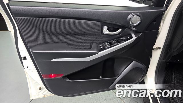 KG Mobility KORANDO 2017 — photo 14