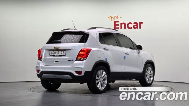 Chevrolet Korea Trax 2018 — photo 2