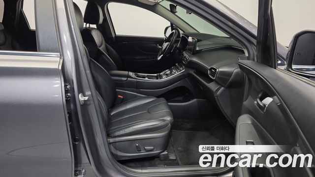 Hyundai Santafe 2022 — photo 11