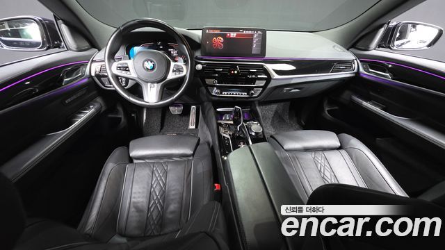 BMW Gran Turismo 2021 — photo 7