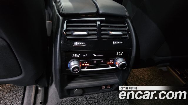 BMW Gran Turismo 2021 — photo 18
