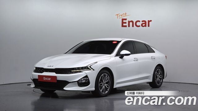 Kia K5 2023 — photo 1