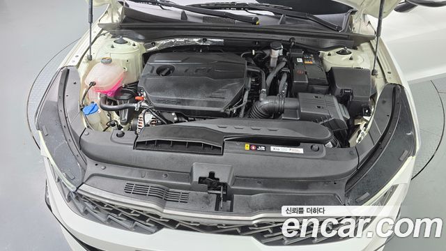 Kia K5 2023 — photo 6