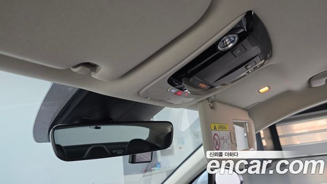 Kia K5 2023 — photo 16