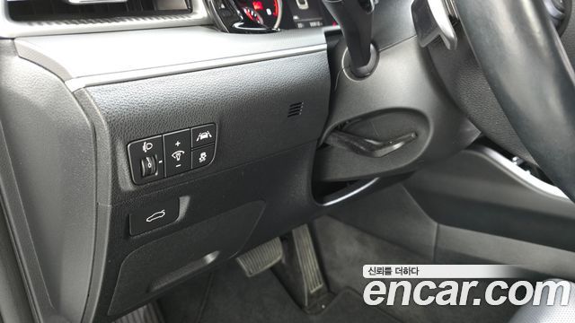 Kia K5 2023 — photo 17