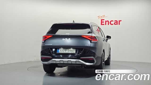 Kia Sportage 2022 — photo 4
