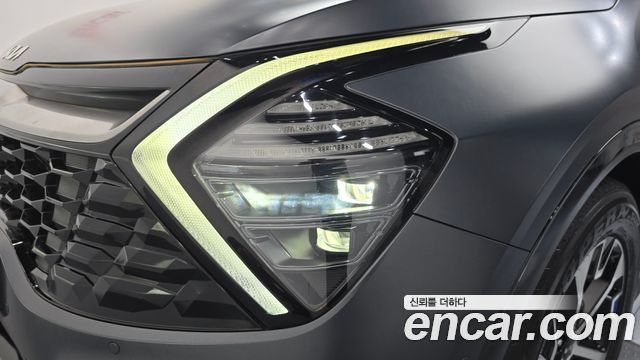 Kia Sportage 2022 — photo 8