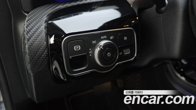 Mercedes-Benz A-Class 2020 — photo 26