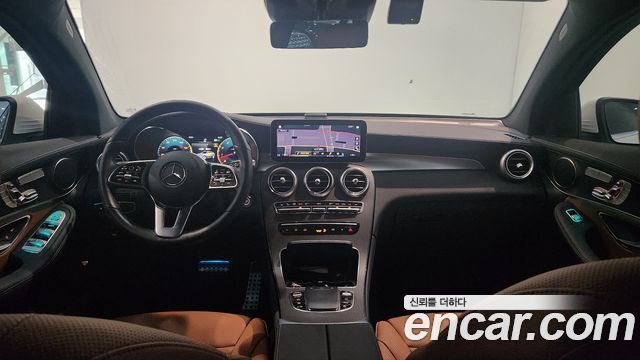 Mercedes-Benz GLC-Class 2023 — photo 7