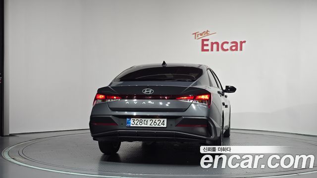 Hyundai AVANTE 2026 — photo 4