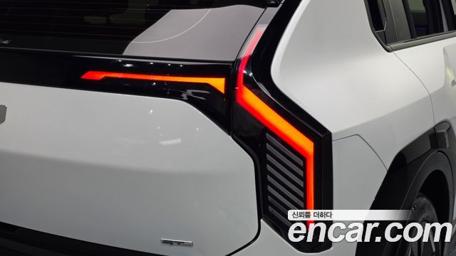 Kia EV3 2025 — photo 9