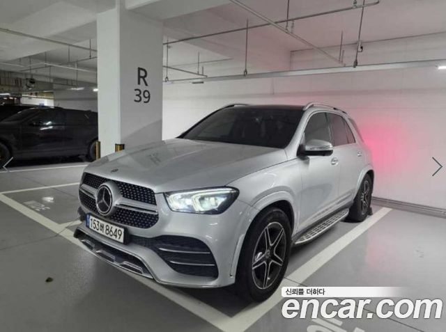 Mercedes-Benz GLE-Class 2021 — photo 2