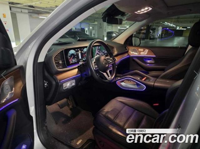 Mercedes-Benz GLE-Class 2021 — photo 6