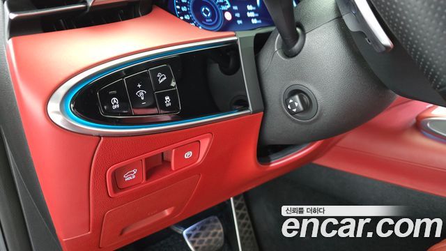 Genesis GV70 2021 — photo 18