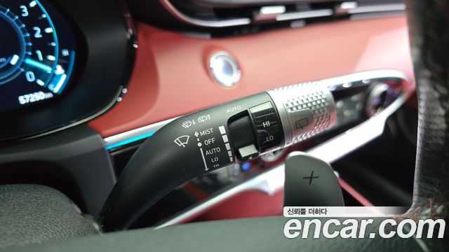 Genesis GV70 2021 — photo 19