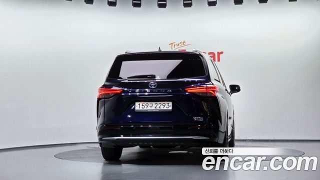 Toyota Sienna 2021 — photo 4