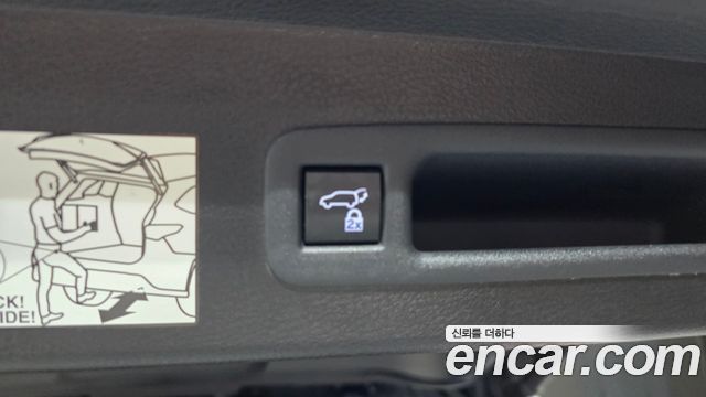 Toyota Sienna 2021 — photo 38