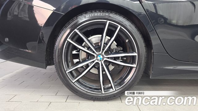 BMW 3-Series 2021 — photo 5