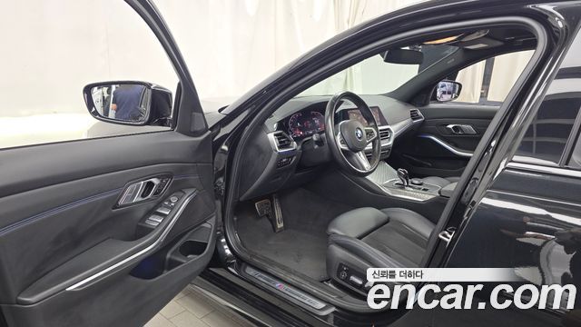 BMW 3-Series 2021 — photo 13