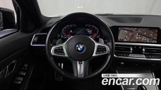 BMW 3-Series 2021 — photo 19