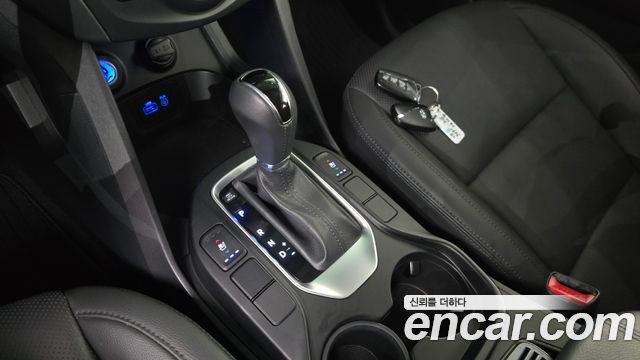Hyundai Santafe 2017 — photo 9