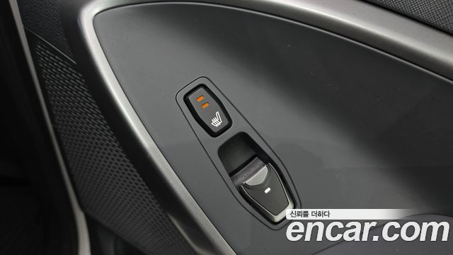 Hyundai Santafe 2017 — photo 16
