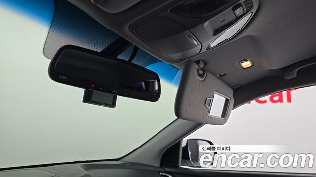 Hyundai Santafe 2017 — photo 19
