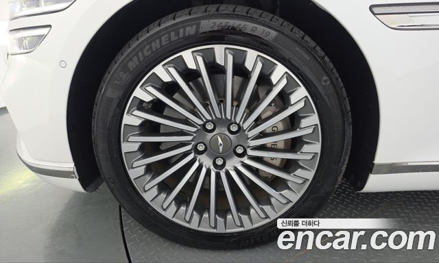 Genesis G80 2022 — photo 5