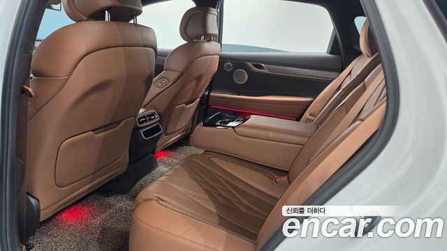 Genesis G80 2022 — photo 17