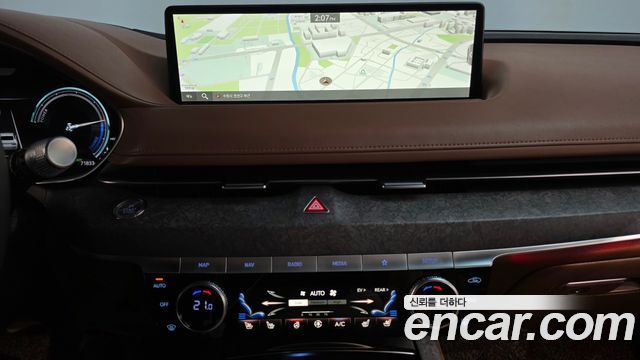 Genesis G80 2022 — photo 18