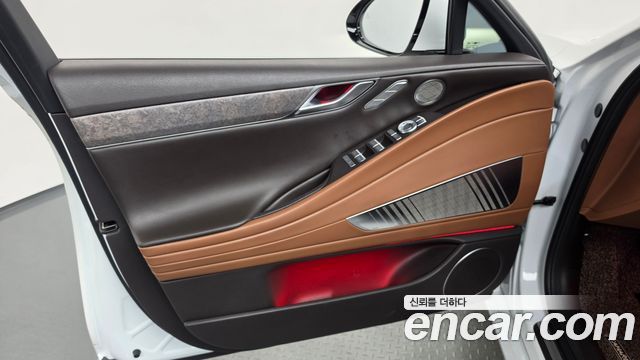 Genesis G80 2022 — photo 14